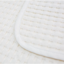 Load image into Gallery viewer, Lulujo - Cotton Waffle Blanket

